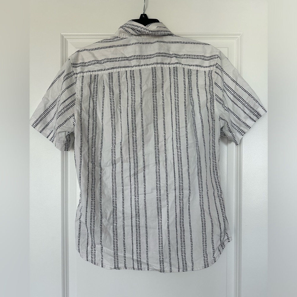 Goodfellow & co men’s collared button down shirt - medium - Picture 3 of 3